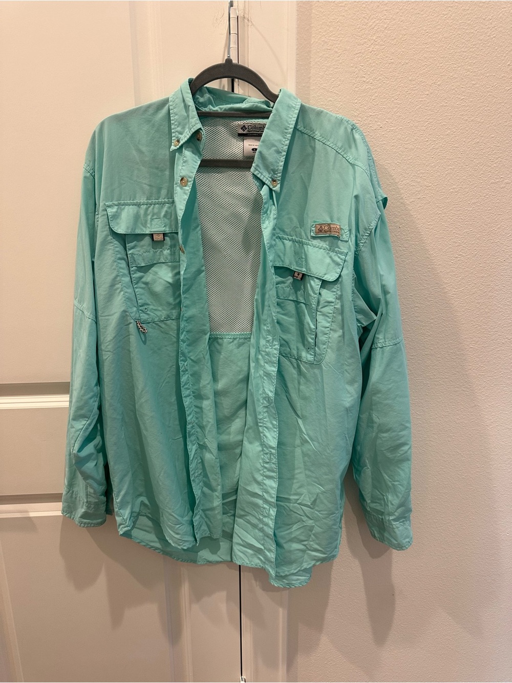 Columbia Men's Aqua Mesh-Lined Outdoor Shirt